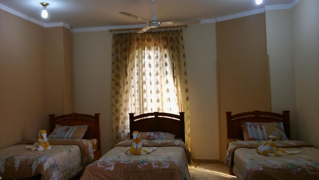 Pyramids Luxor Hotel & Spa מראה חיצוני תמונה