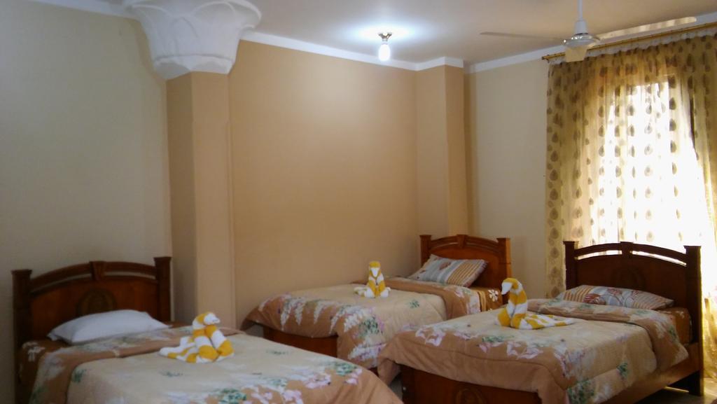 Pyramids Luxor Hotel & Spa מראה חיצוני תמונה