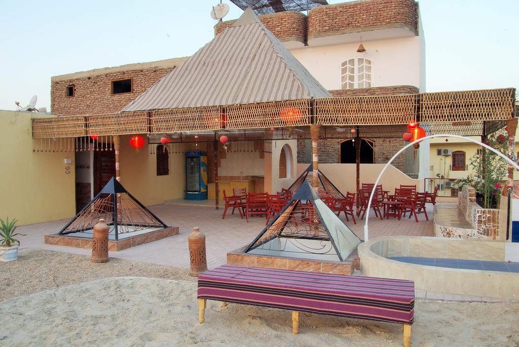 Pyramids Luxor Hotel & Spa מראה חיצוני תמונה