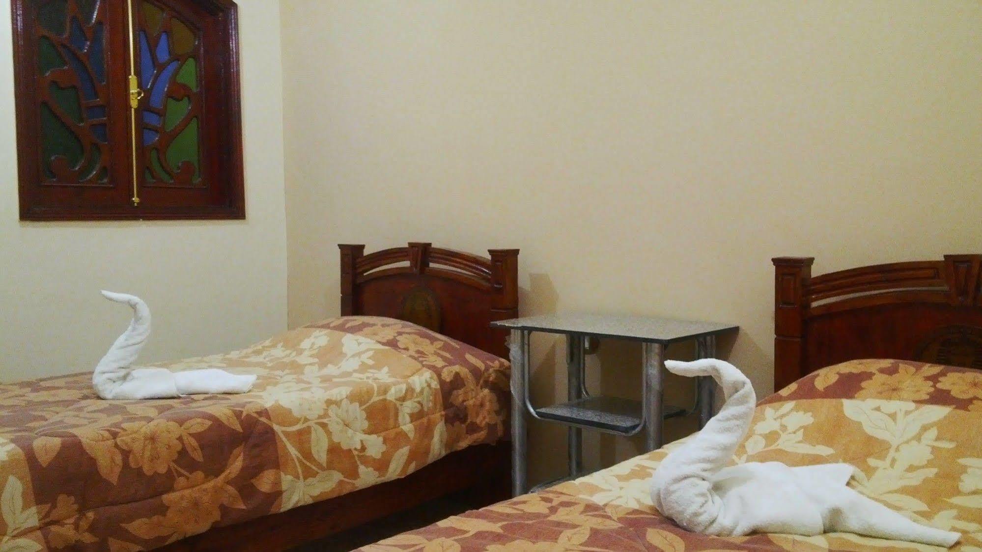 Pyramids Luxor Hotel & Spa מראה חיצוני תמונה