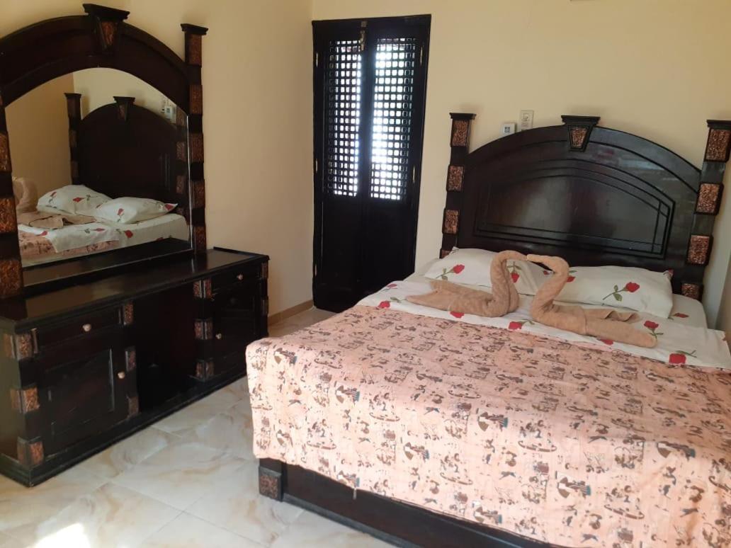 Pyramids Luxor Hotel & Spa מראה חיצוני תמונה